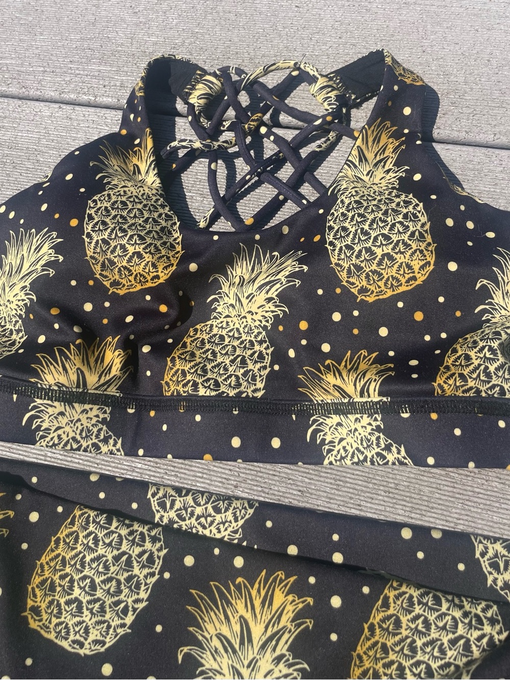 Share Constantly Varied Gear CVG Set Leggings Bra Shorts Black Gold Pineapple S - Picture 2 of 8